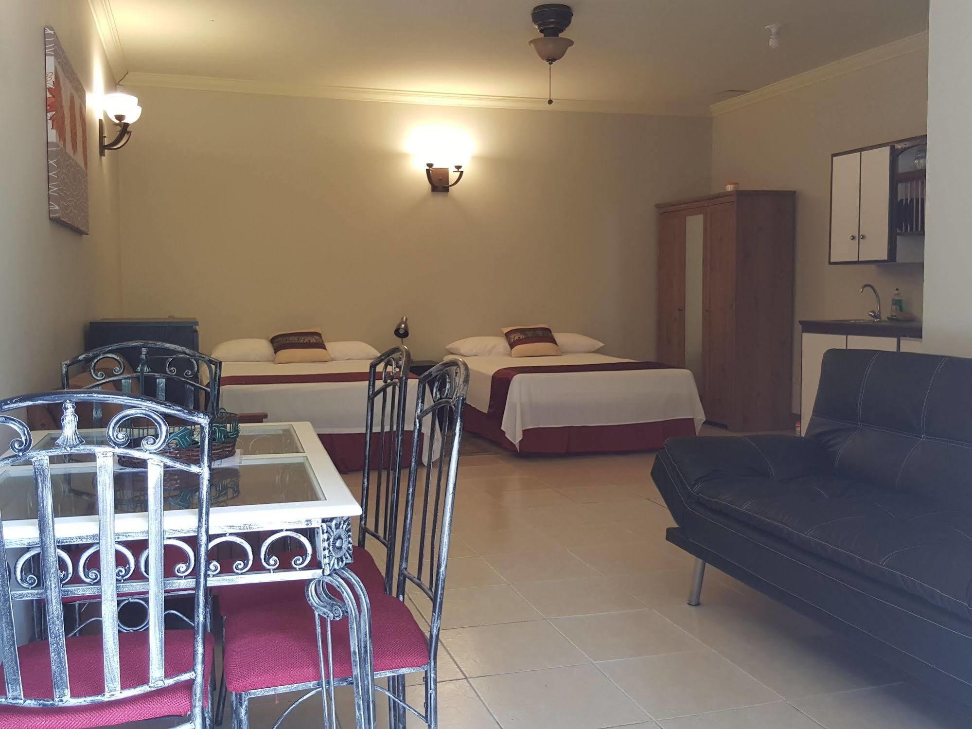 Savannah Maison Guest House Port of Spain Exterior foto